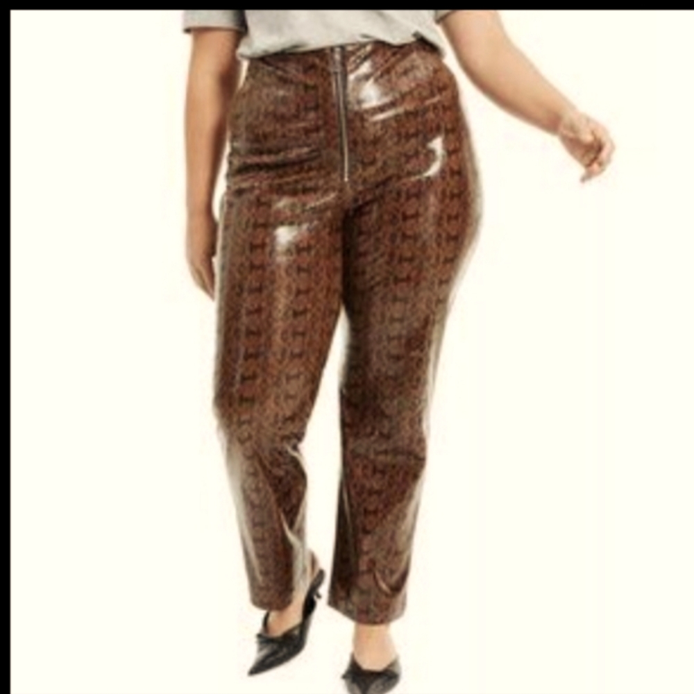 Faux snakeskin pants!.. super fun and comfy! Size 18W
